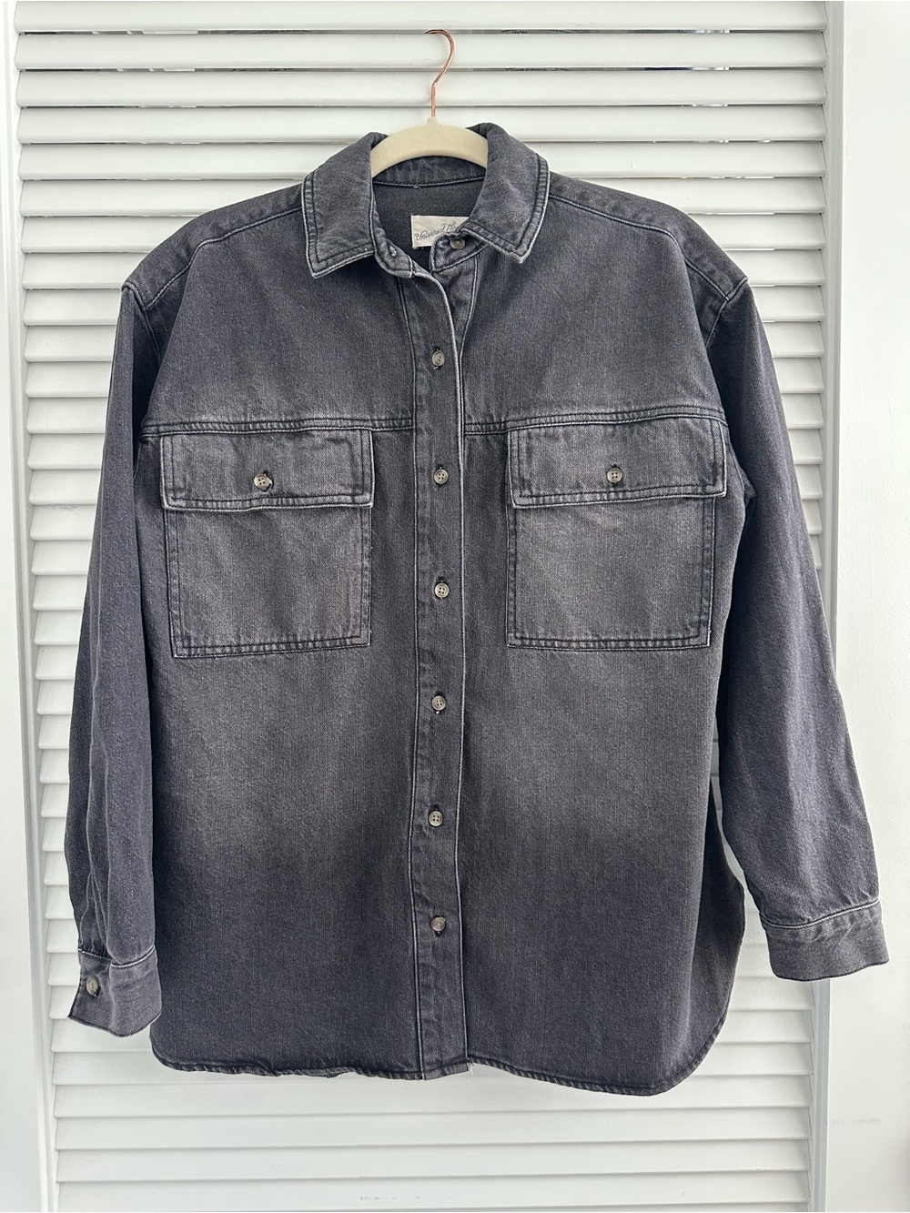 NWT Universal Thread Oversized Denim Button Down Shacket